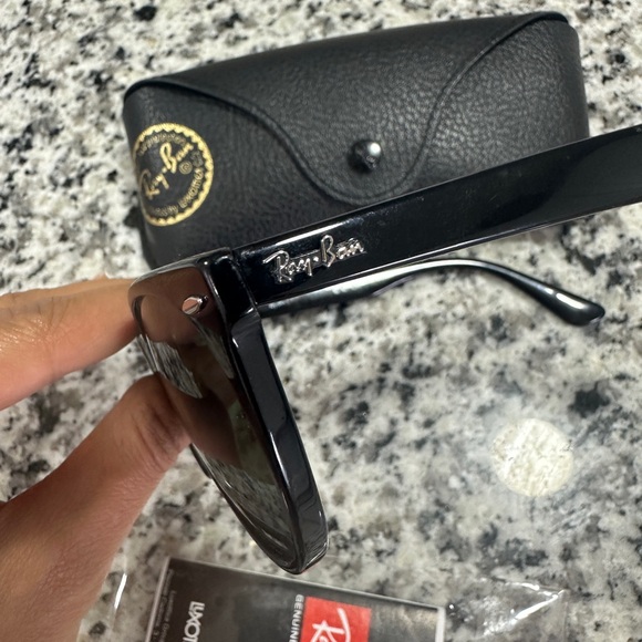 Original Ray-Bans, Polarized - Picture 3 of 4